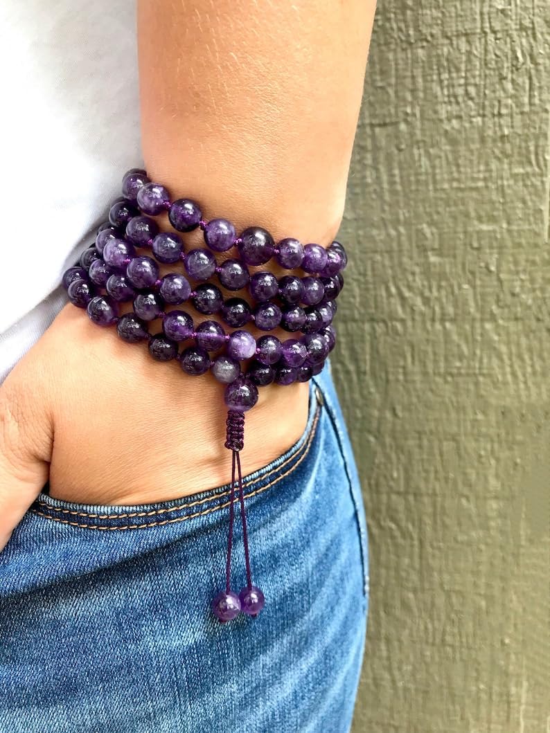 Natural Amethyst 8mm 108 Mala Beads, Spiritual, Meditation Beads, Reiki, Japa Mala, Buddhist Prayer Beads, Yoga Bracelet, healing beads LKMALA-RRGU-3262