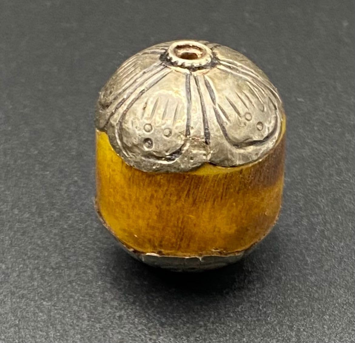 26x20mm Handmade Real Tibetan Natural Amber Bead with Ethnic Silver for Jewelry Making,7.35g Nepalese Boho Focal Bead for Necklace or Bracelet,Antique Buddha,Prayer Loose Beads (20)