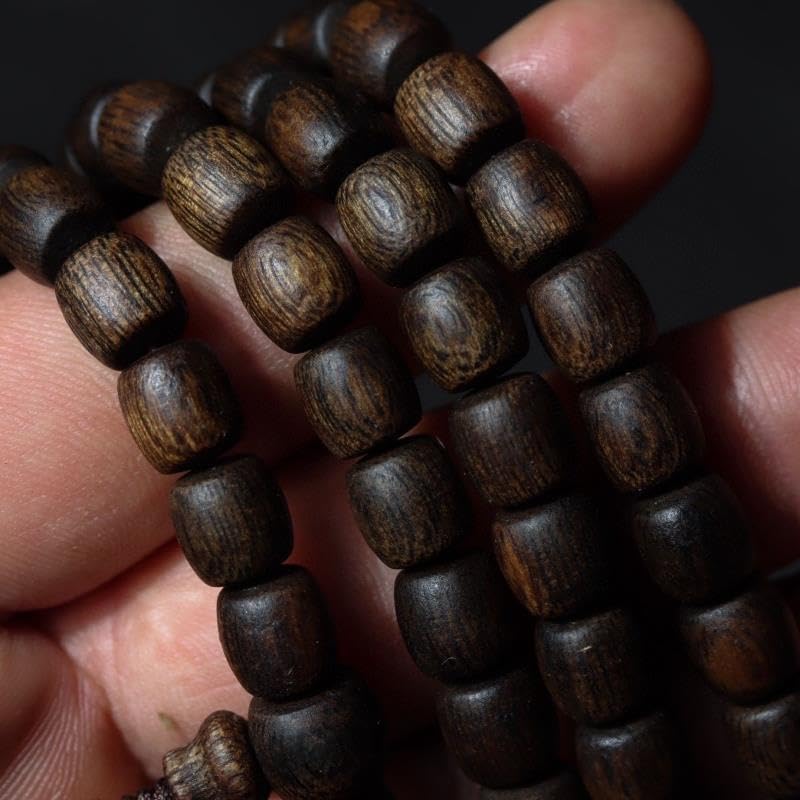Hainan Soft-Fiber Black Agarwood 8mm*108 Beads Barrel-Shaped Old Wood Dominant Aroma with Bold, Outward-Projecting Scent Distinctive Grain Pattern