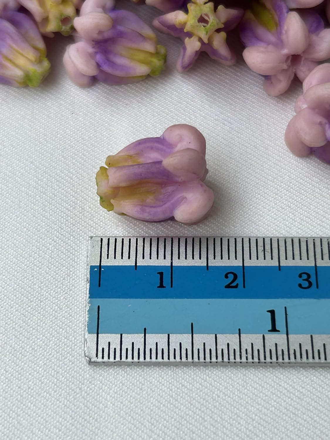 100 PCS Large Calortopis Gigantea Crown Flower Hand-Painted Clay Beads (01) for Jewelry Making DIY Craft Supplies (Pink-Purple)