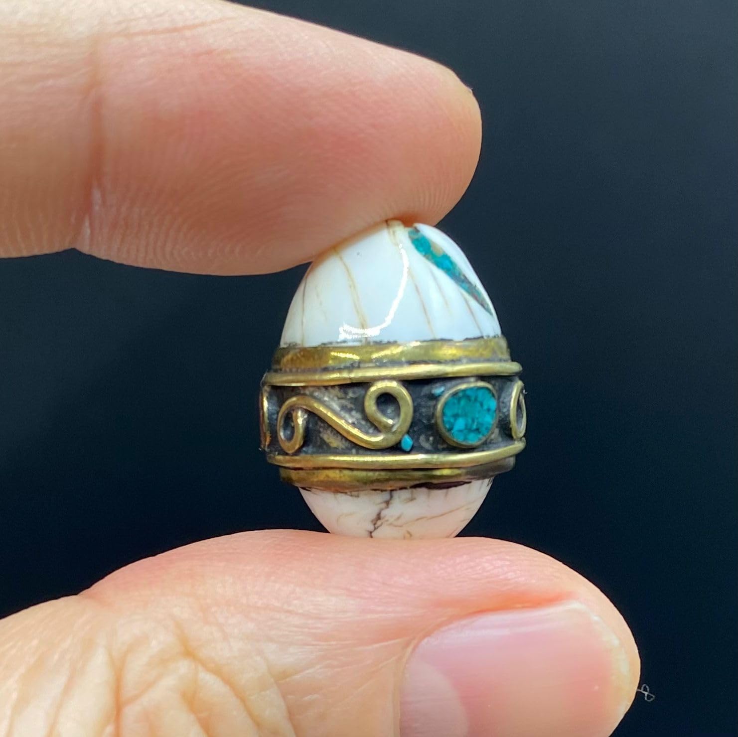 Handcrafted Nepalese Tibetan Natural Shell Pearl Bead with Lapis and Coral 21x17mm – 7.6g Oval Brass Bead for Jewelry Making, Craft Supplies, DIY Necklace & Bracelet Design,Loose Beads (20)