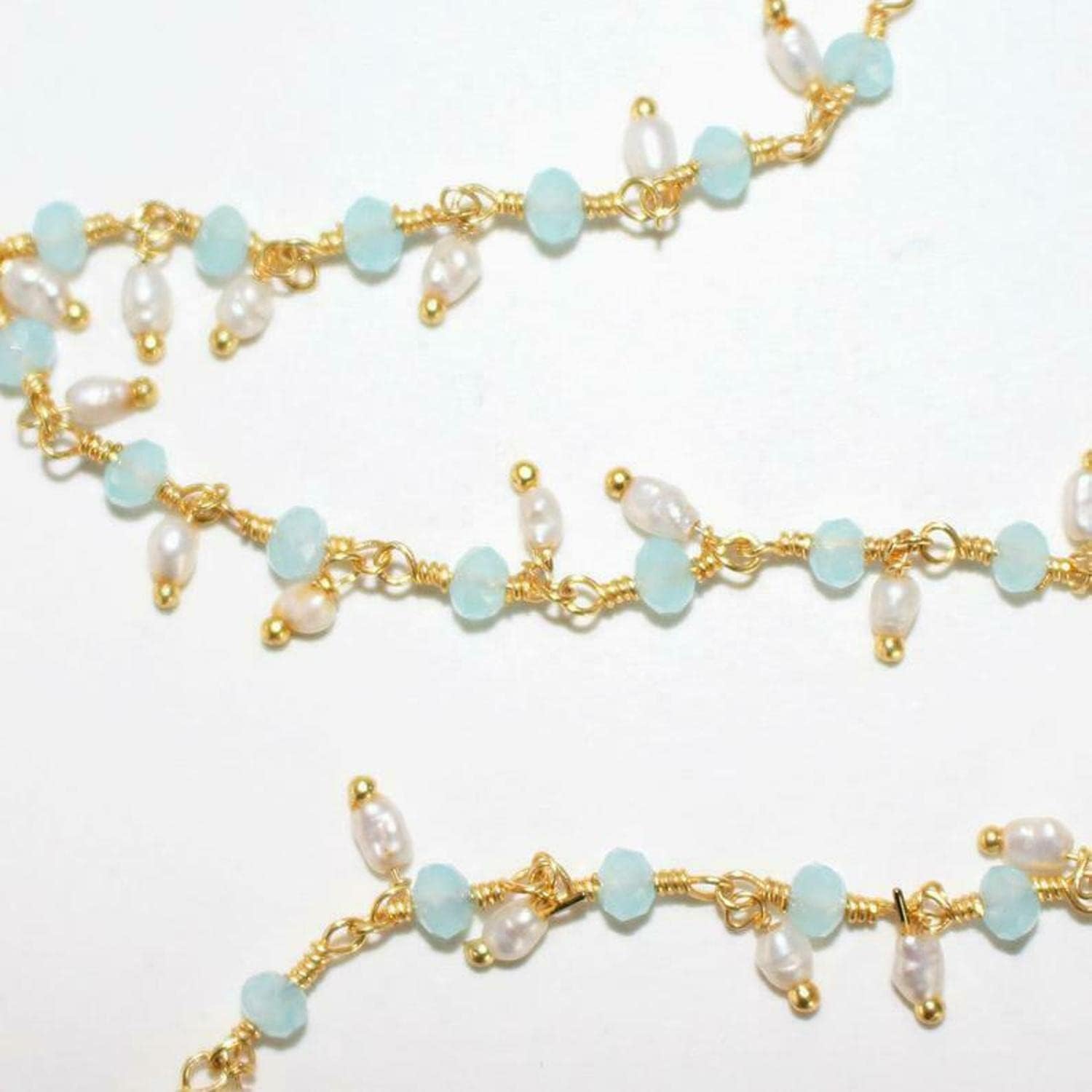 36 inch long gem peruvian chalcedony & pearl 3-4mm rondelle & oval shape faceted & smooth cut beads wire wrapped 22k gold plated dangling rosary chain for jewelry making / DIY jewelry crafts #Code - DANRCH-039