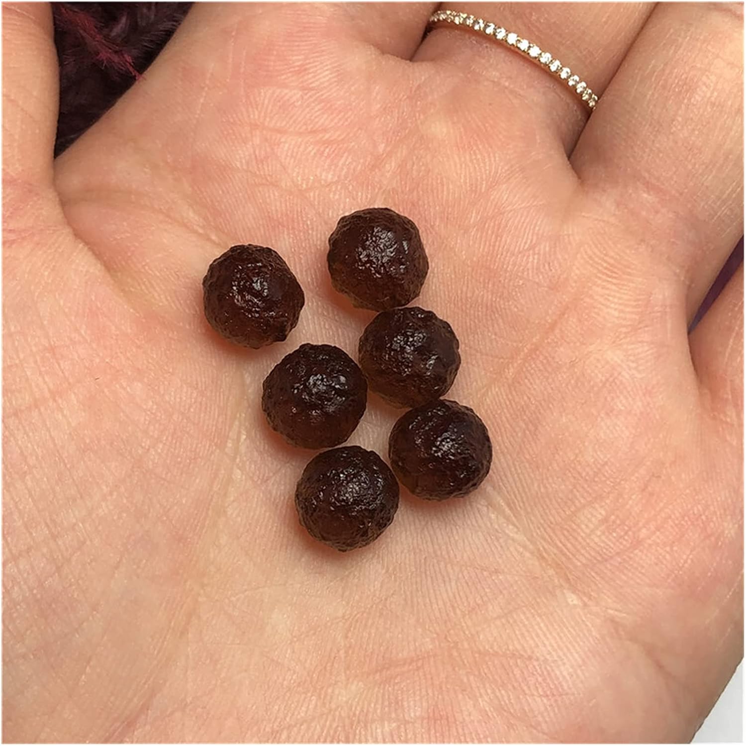 ZTBH Czech Meteorite 6pcs/lot Natural Moldavite Crystal Energy Stone Czech Meteorite Impact Glass Beads Rough Stone Irregular Shape Pendants Crystal Jewelry (Color : Khaki, Size : 20-21mm)