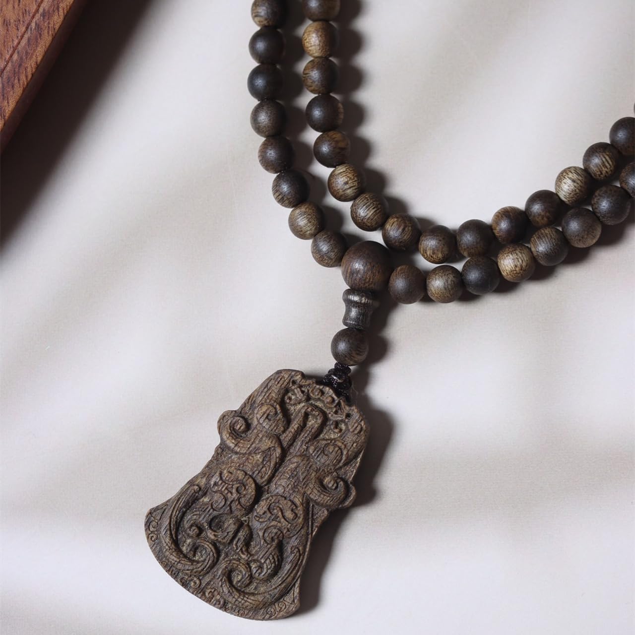 Vietnam Nha Trang White Agarwood Knotted Beads Multi-Circle 7mm*108 Beads Sinking Grade “Chi Hu”