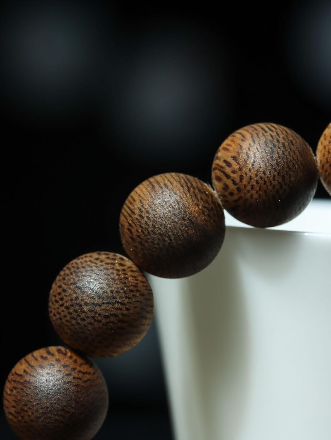 Agarwood 10mm Hainan White Chess Agarwood Skewers Buddha Beads Rosary Beads Sinking Water