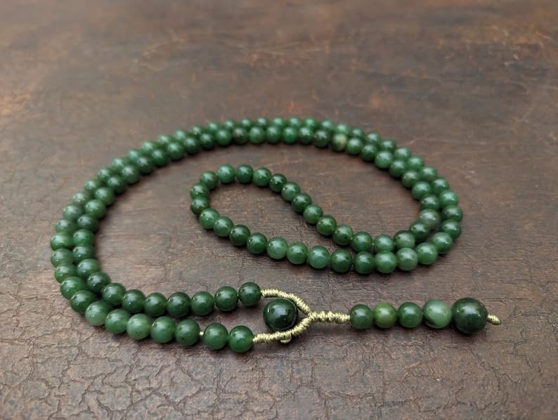 Natural Canadian Jade 7.5-8mm 108 Mala Beads, Spiritual, Meditation Beads, Reiki, Japa Mala, Buddhist Prayer Beads, Yoga Bracelet, healing beads LKMALA-RRGU-151, 34 inch, green