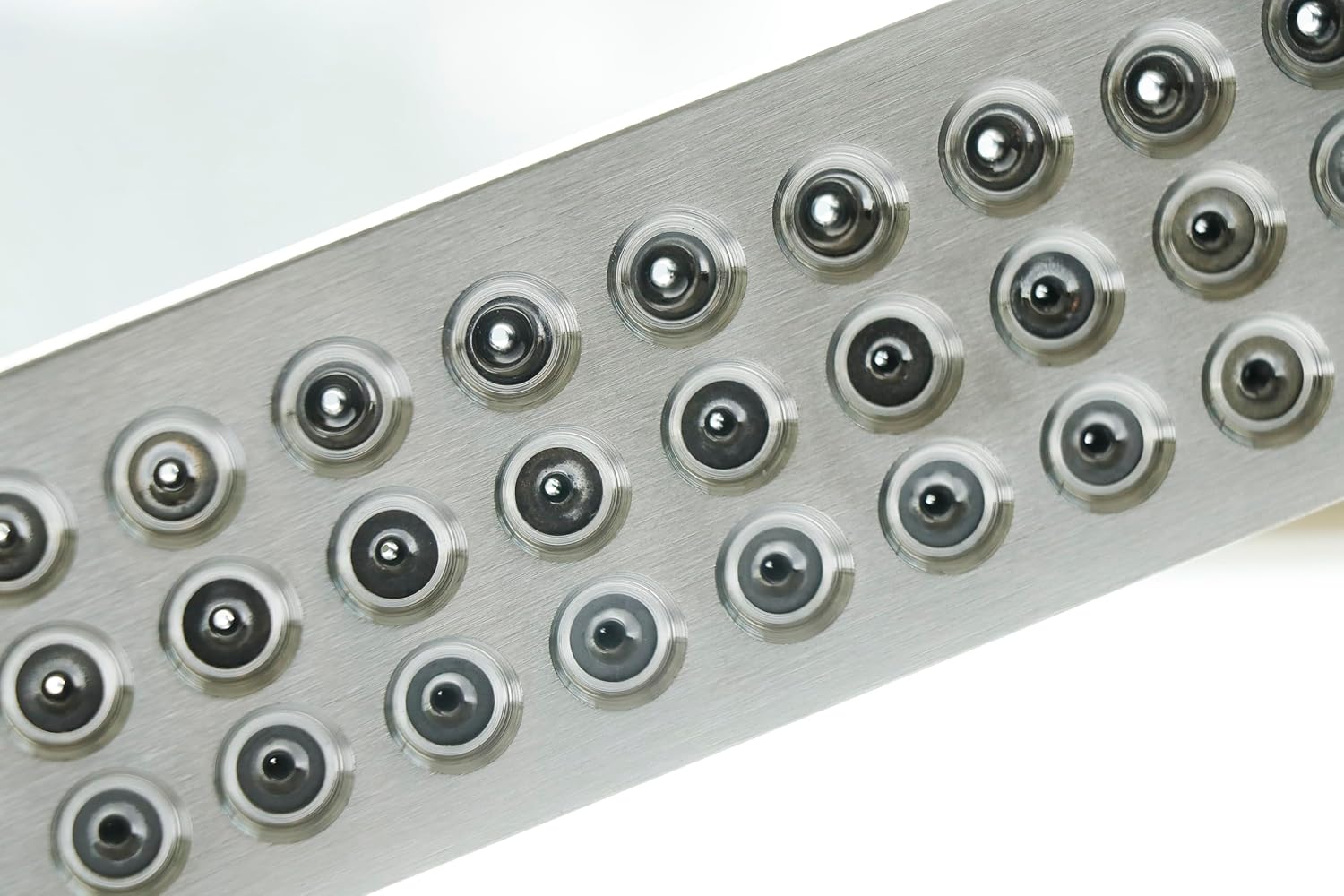 PTKTLAM High-Precision 304 Stainless Steel Round Wire Drawing Plate with Tungsten Carbide Inner Hole - Heavy-Duty Tool for Jewelers, Tolerance in Negative 0.01-0.02mm(0.26-2.2mm,36 Holes)