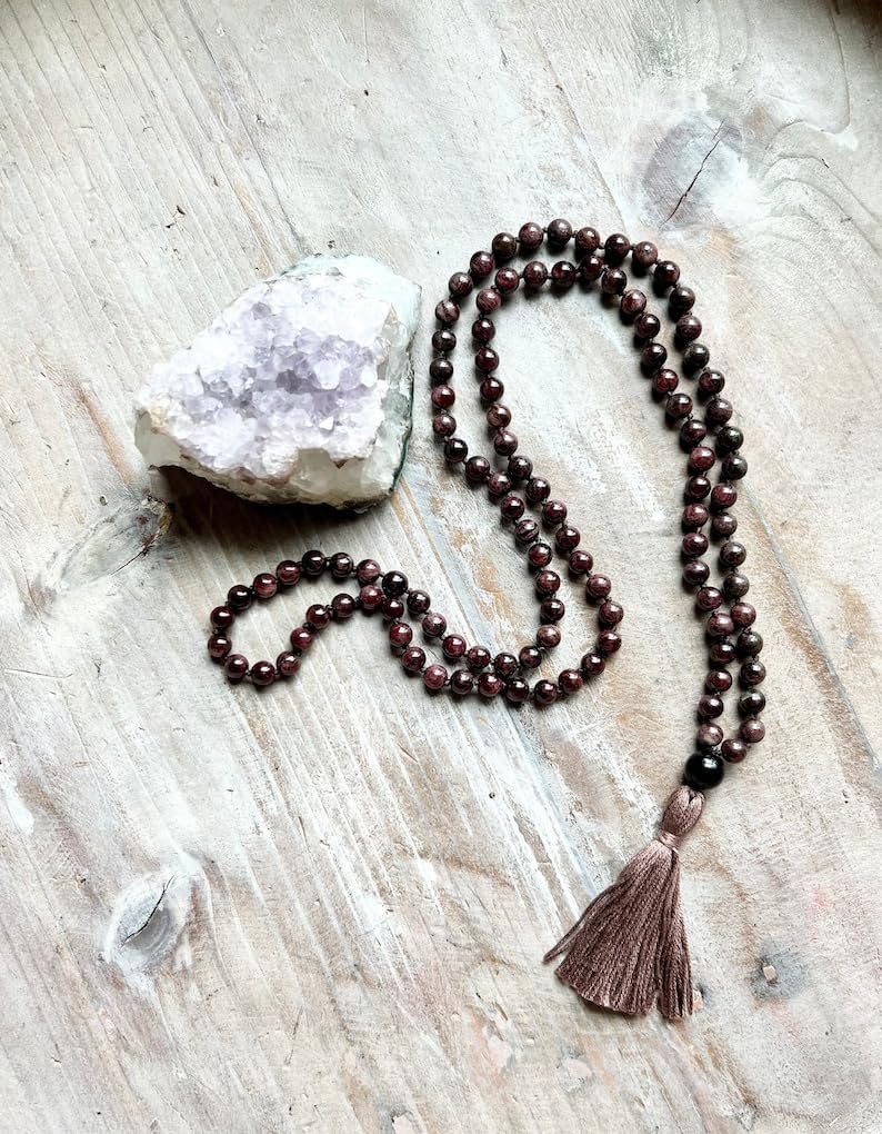 Natural Red Garnet 8mm 108 Mala Beads, Spiritual, Meditation Beads, Reiki, Japa Mala, Buddhist Prayer Beads, Yoga Bracelet, healing beads LKMALA-RRGU-538