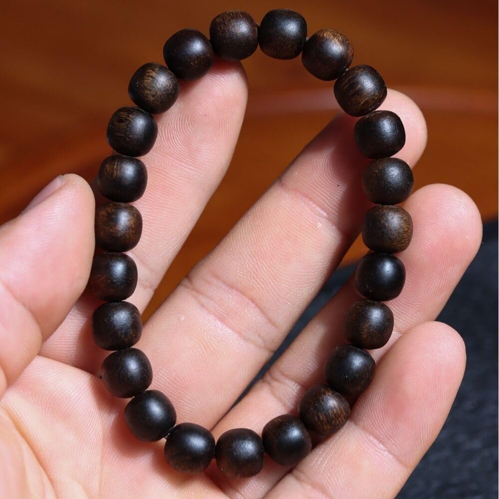 Agarwood Natural Darakan Agarwood submerged Grade Strings 8 * 8㎜ Buddha Beads Rosary Beads