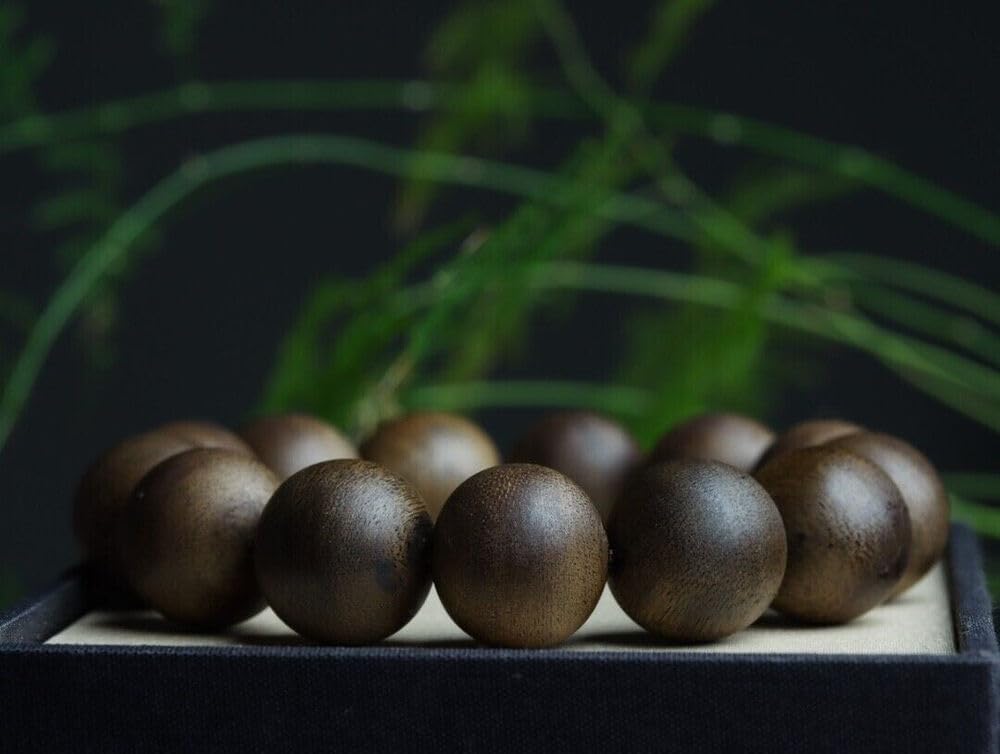 Agarwood 18mm Natural Vietnam White chess nan agarwood Bracelets Buddhist Prayer Beads