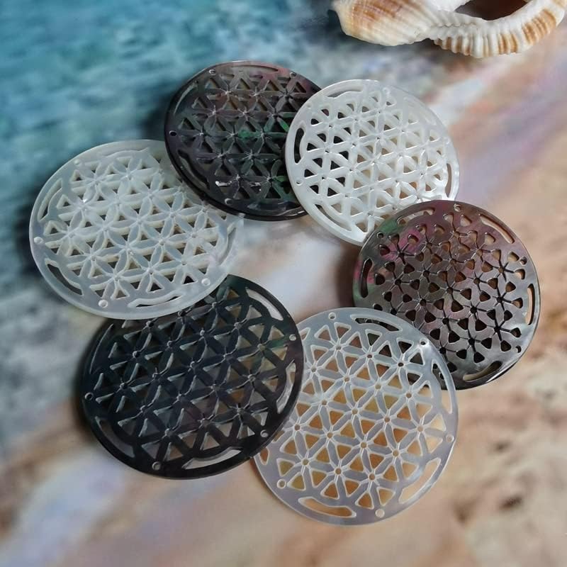 Davitu 50pcs/Lot 30mm White Black Natural Hollow Round Flower Mother of Pearl Shell for DIY Jewelry MOP Beads - (Color: 30MM Black, Style: A)