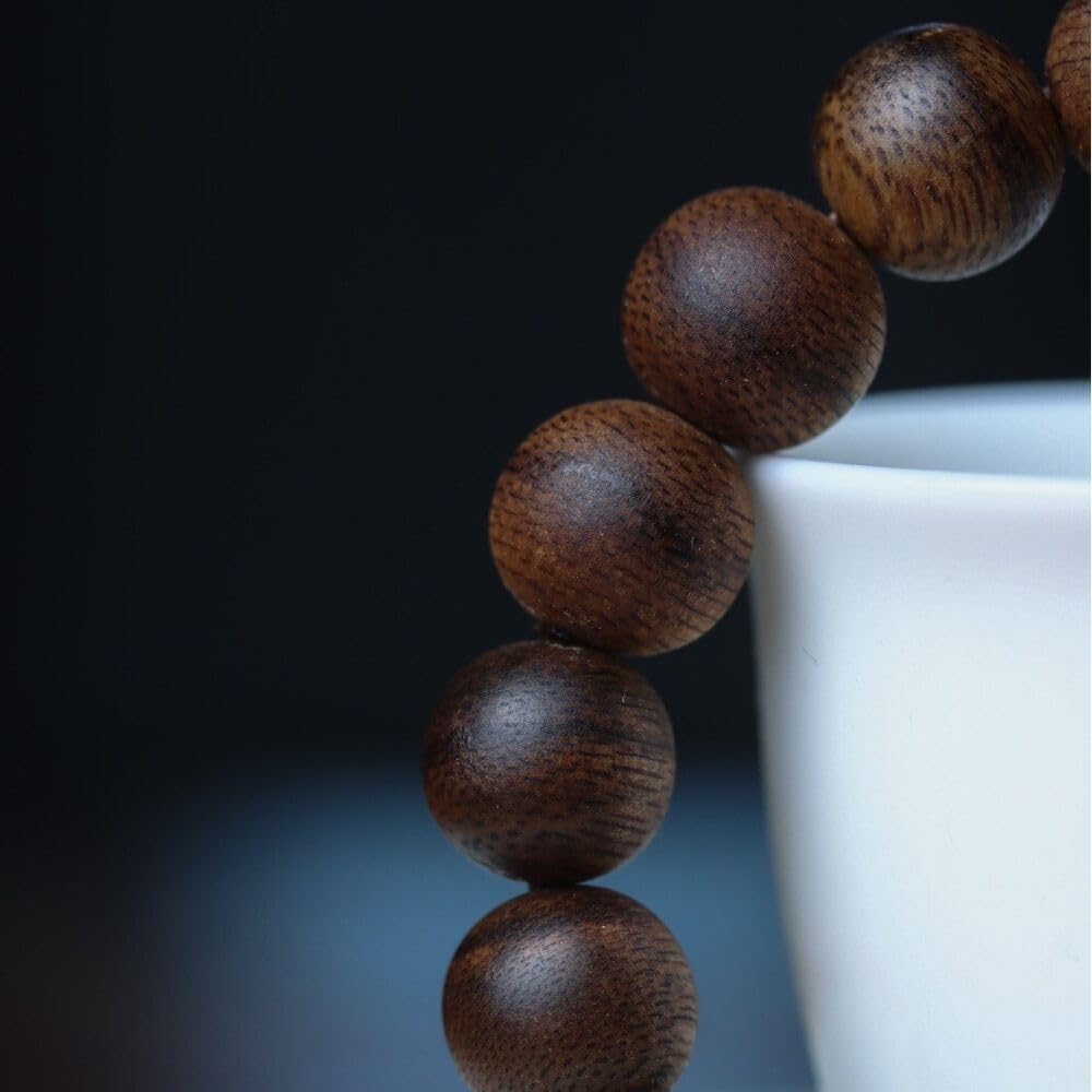 Agarwood 10mm Hainan White Chess Agarwood Flower Bead Strand Buddha Bead Submerged Grade