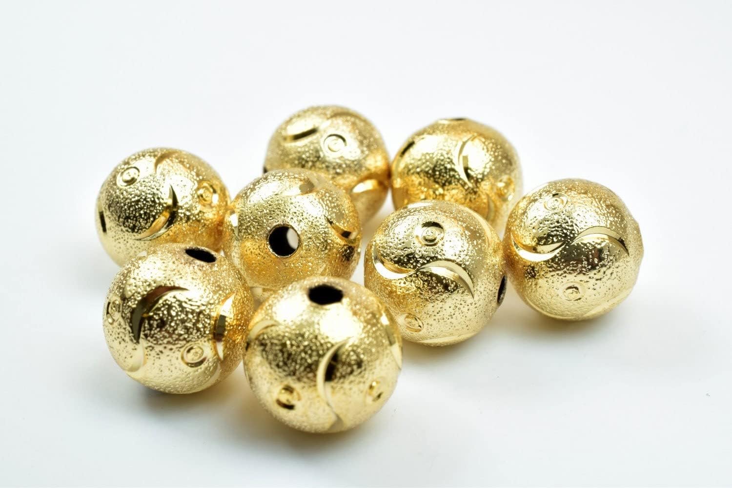 Beaded Jewelry 10mm 14K Gold Filled EP Stardust with Diamond Cut Round Ball Beads GF3365