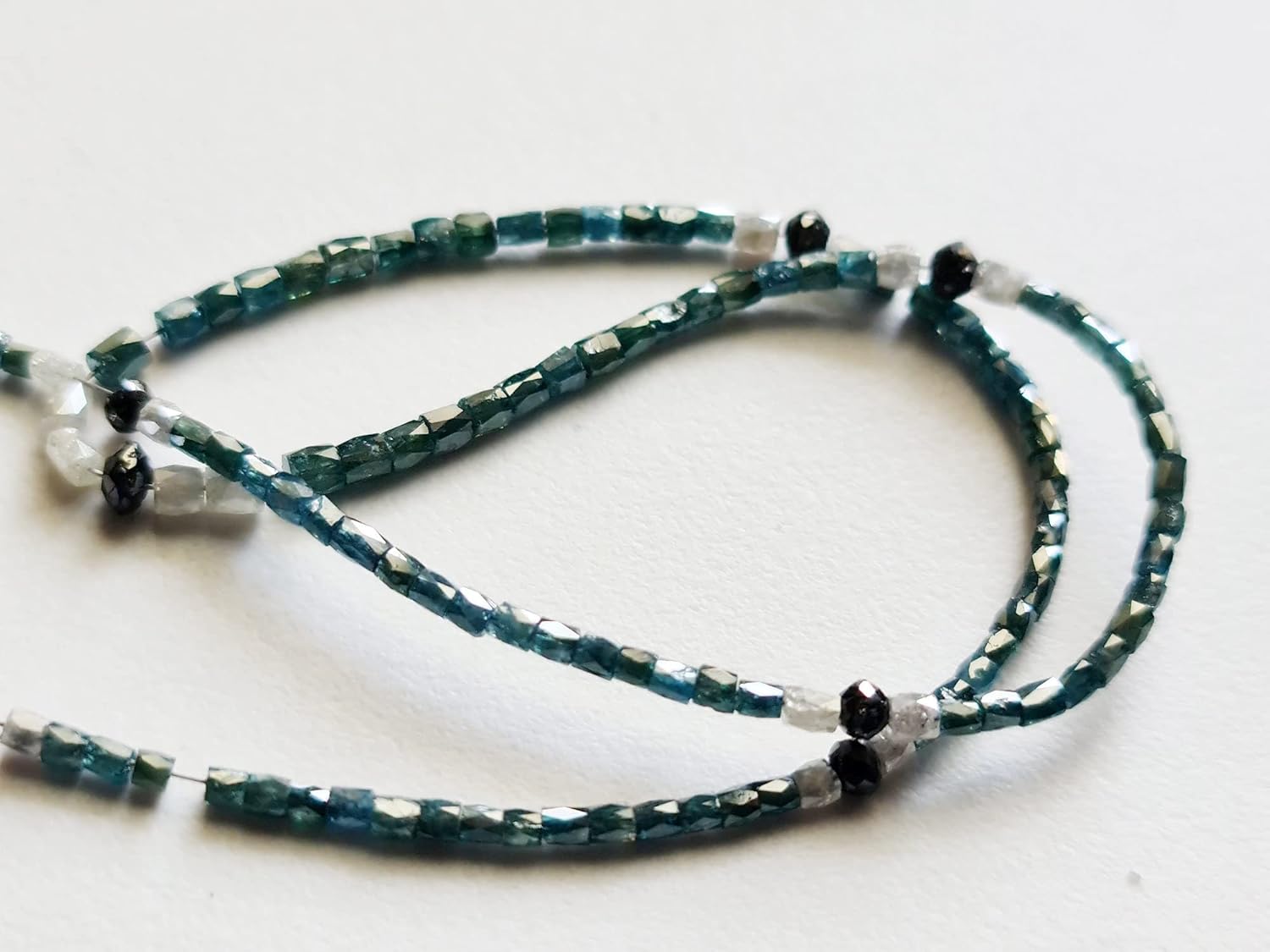 Blue Rough Diamond Faceted Pipe Bead Sparkling Blue Faceted Drum Bead with White Pipe & Black Rondelle Diamond (3.5IN to 7IN) - APKJ12