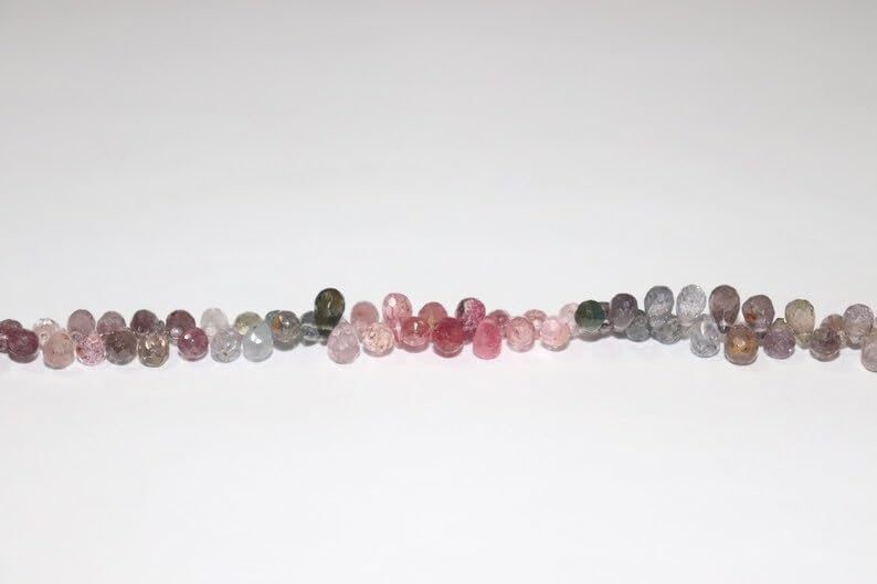 Multi Spinel Faceted Drops Beads 4 * 6mm Multi Spinel Drops Shape Spinel Side Cut Drops Shape Wholesale Beads Lot
