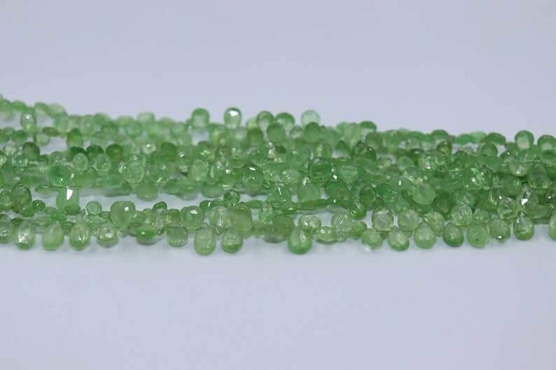 Tsavorite Faceted pear Shape Beads 5 * 7mm Tsavorite Briolette Beads Tsavorite Beads Strand Green Beads Tsavorite Faceted Pear Beads