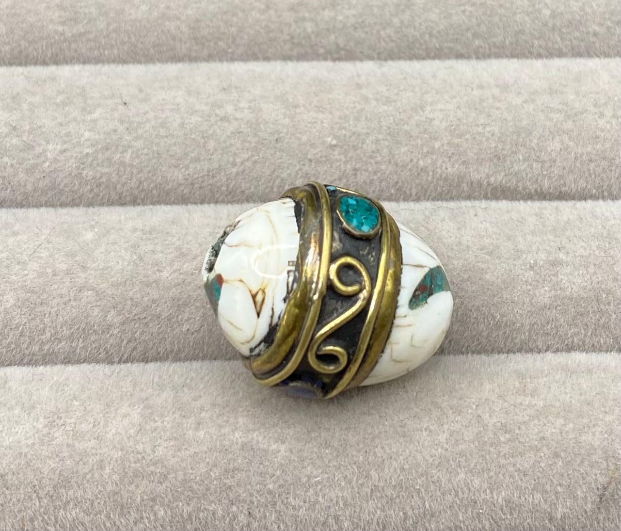 Handcrafted Nepalese Tibetan Natural Shell Pearl Bead with Lapis and Coral 21x17mm – 7.6g Oval Brass Bead for Jewelry Making, Craft Supplies, DIY Necklace & Bracelet Design,Loose Beads (20)