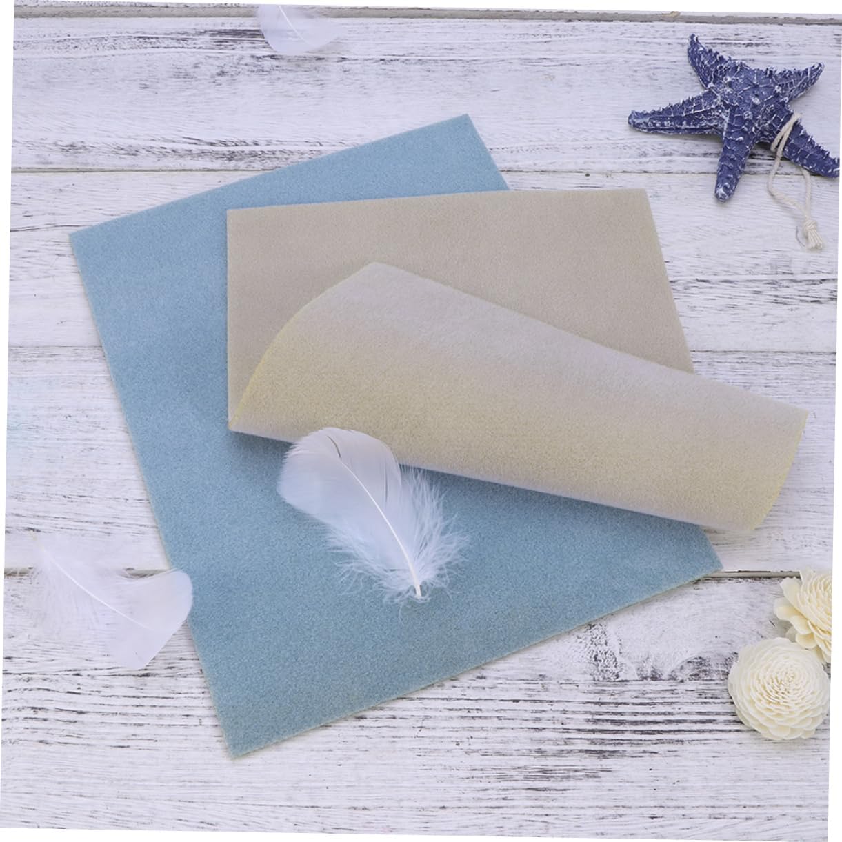 Lurrose 40pcs Non- Bead Mats for Jewelry Making Flocking Material Keeps Beads Place Cushioning for Comfortable Beading Random Colors