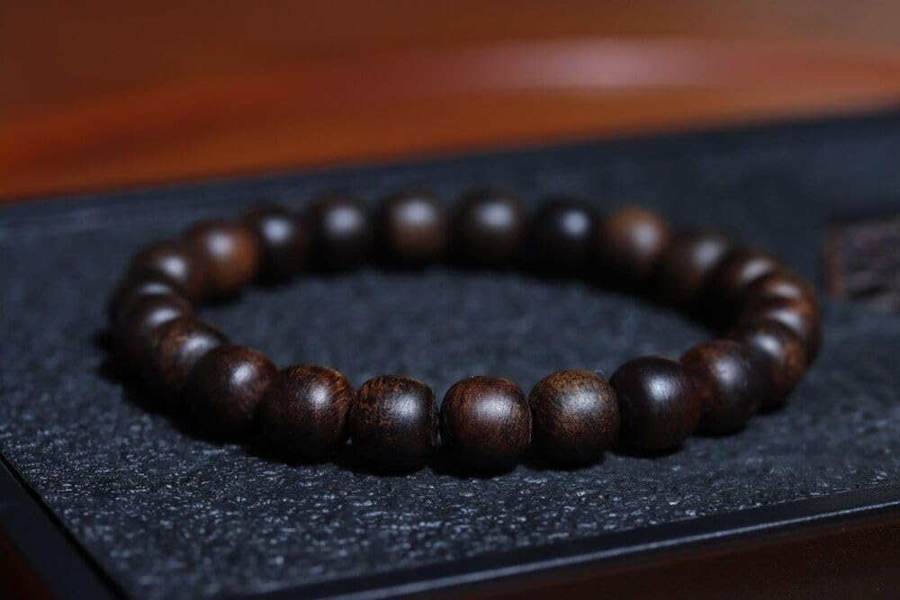 Agarwood Natural Darakan Agarwood submerged Grade Strings 8 * 8㎜ Buddha Beads Rosary Beads
