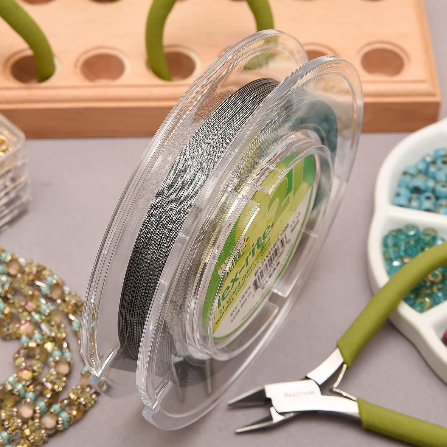 The Beadsmith Flex-Rite 21 Strand Nylon Coated, Stainless-Steel Beading Wire, Jewelry Making Supply (.014 Dia, Clear - 1000 Ft)