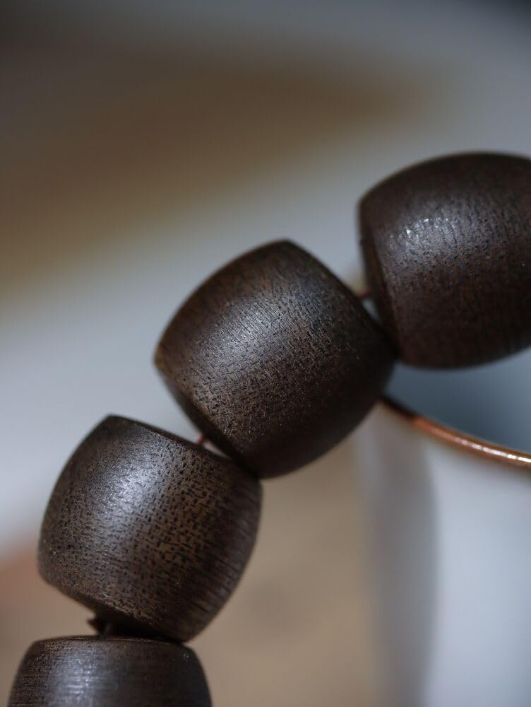 Agarwood 13 * 14mm Nha Trang White Chess Agarwood Skewer Shimmering Buddha Bead Rosary Bead