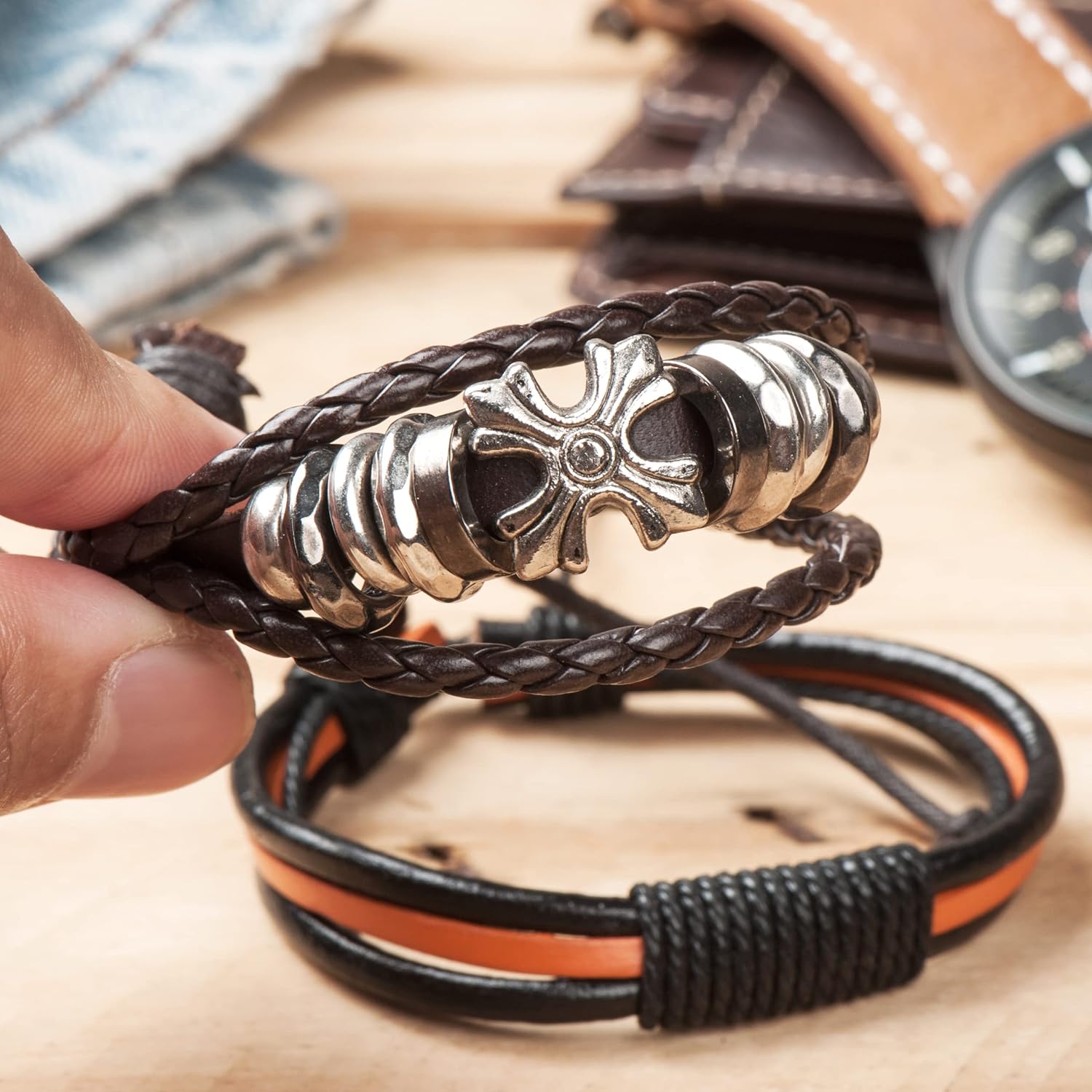 The Beadsmith Braided Bolo Cord – Black Color – 3mm Spool – 25 Yards/22.86 Meters – Machine Braided Indian Leather – Ideal for Watch Bands, Bolo Ties, Necklaces, Hair Accessories & DIY Jewelry Making