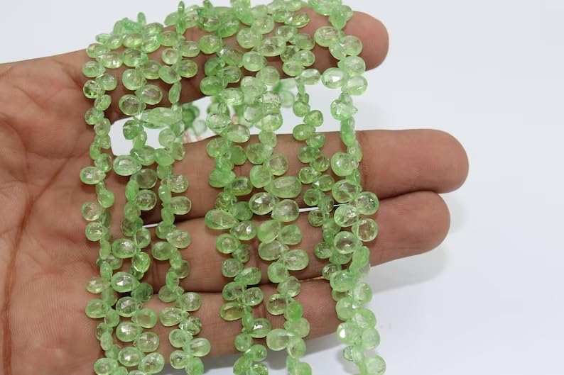 Tsavorite Faceted pear Shape Beads 5 * 7mm Tsavorite Briolette Beads Tsavorite Beads Strand Green Beads Tsavorite Faceted Pear Beads