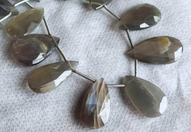 8 inch Strand of Natural Gray Moonstone 14-30 mm Oval Faceted briolette Beads for DIY Jewelry Making. |BRIO_03579