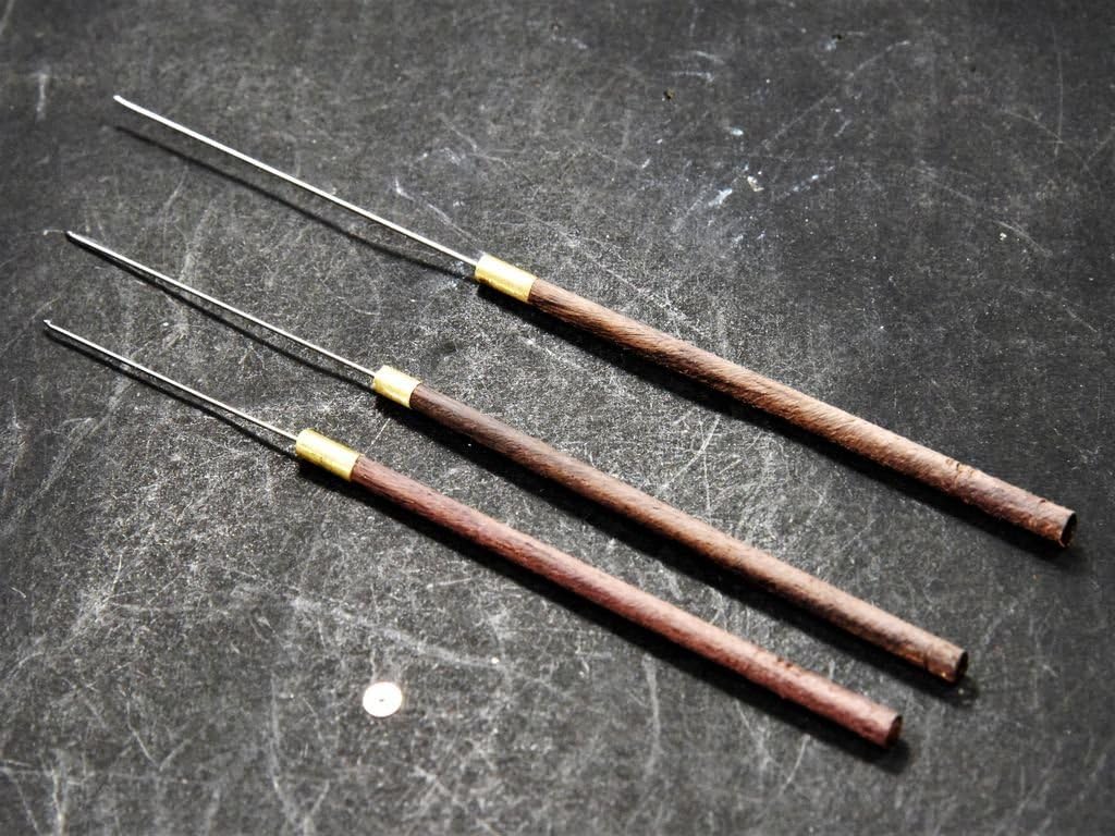 The Design Cart Aari Needles for Beading Work, Silk, Zari, Knitting Purpose (40 mm, Pack of 5 Needles)