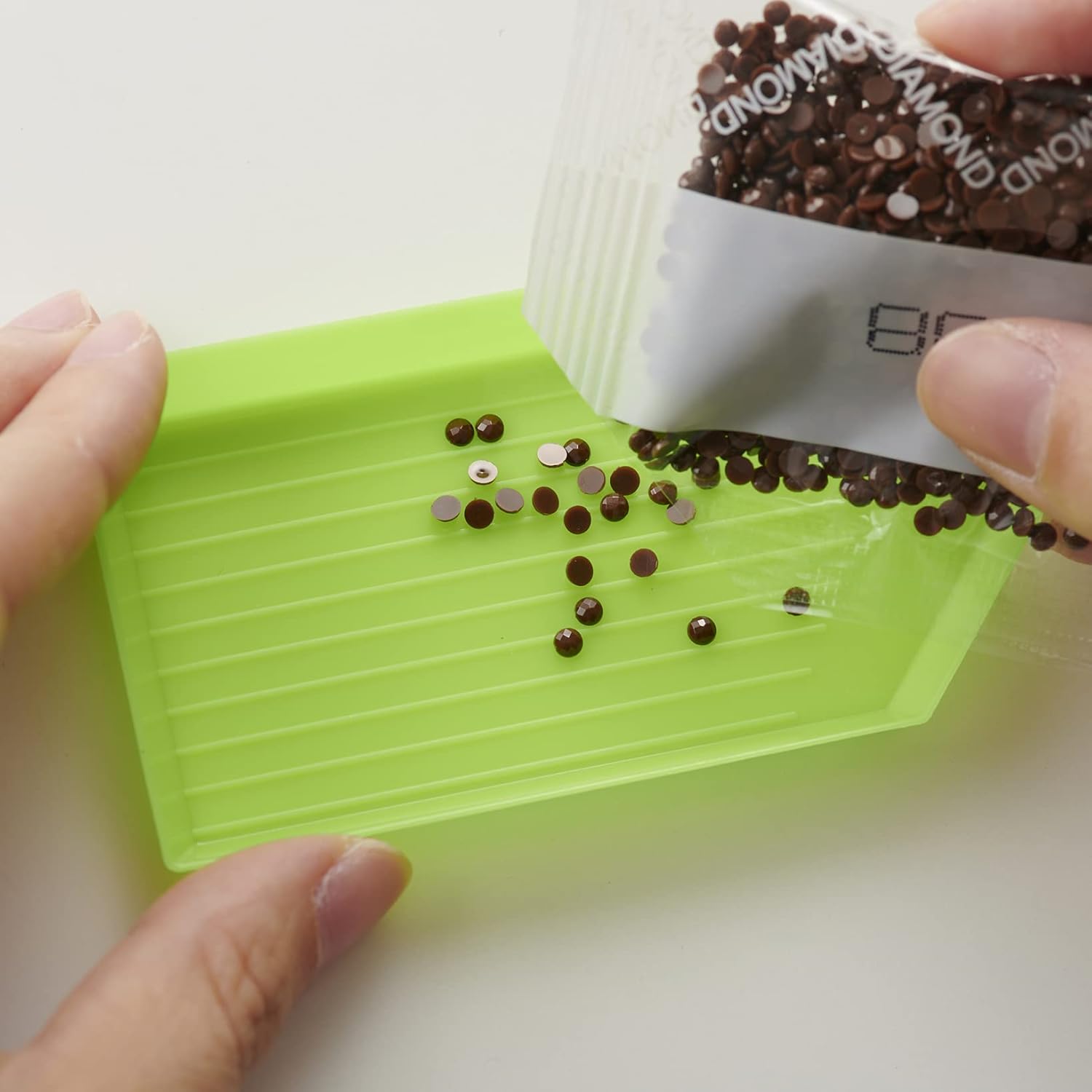 Tokyo Koeki 10-3297 Diamond Fix Autumn Flowers, Size S, Approx. 15.7 x 11.8 inches (40 x 30 cm)