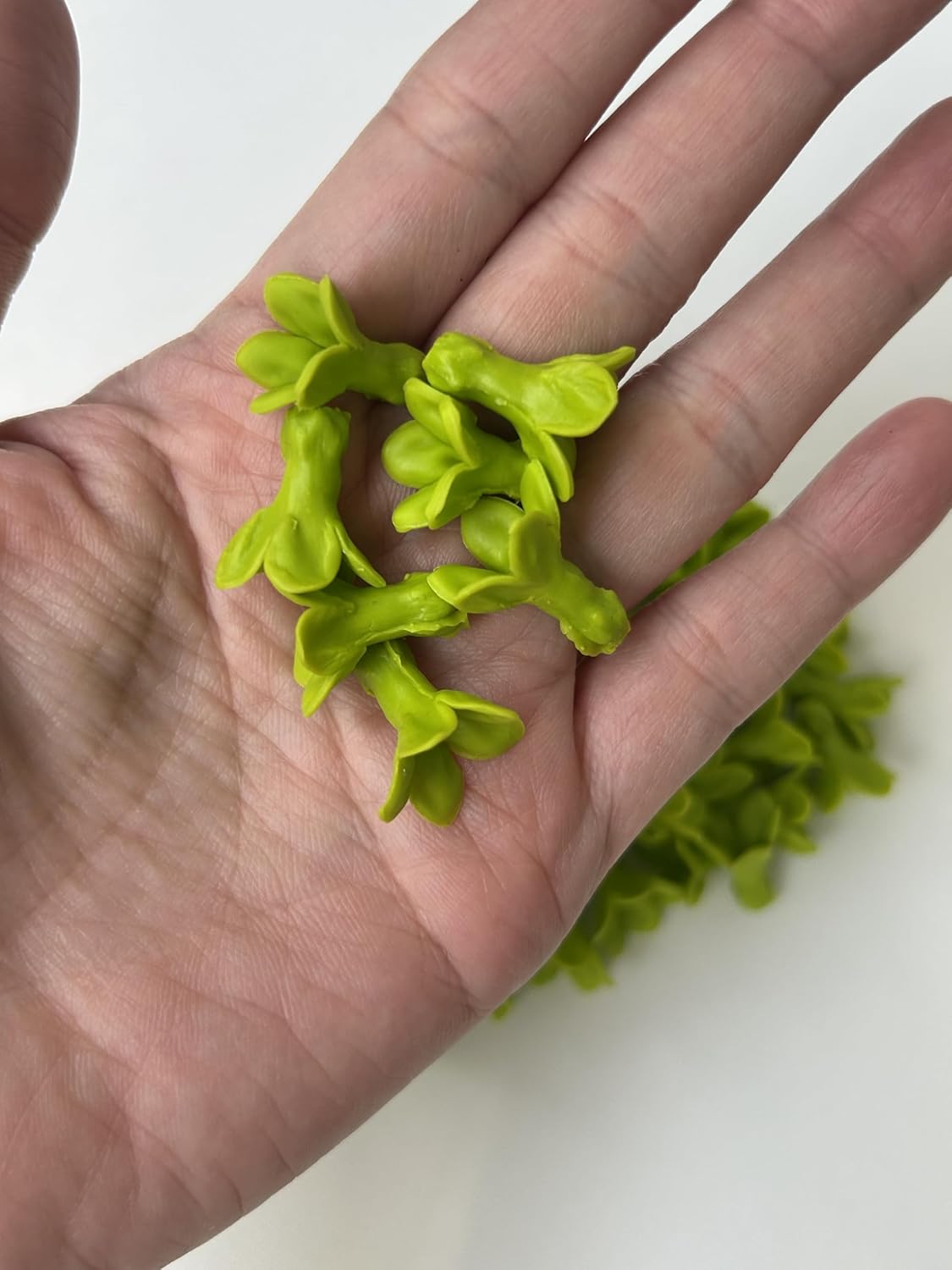 100 PCS Green Pakalana (Cowslip Creeper) Clay Beads (02) for Jewelry Making DIY Craft Supplies