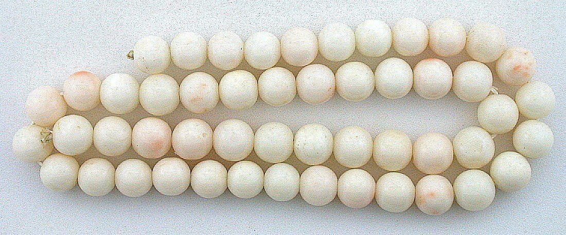 Vintage 8mm to 8.5mm Round Genuine Italian Angel Skin Coral 16 Inch Bead Strand