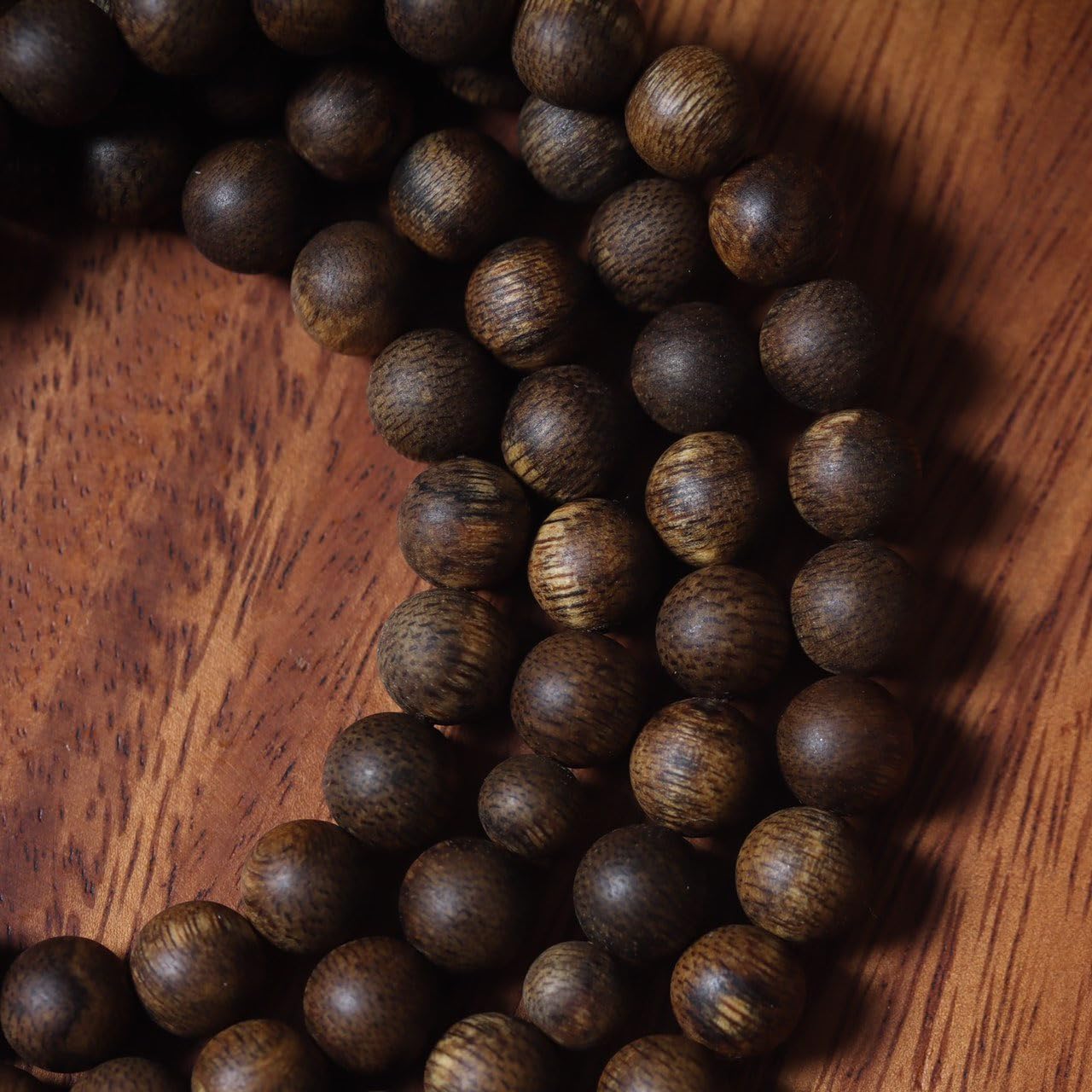 Vietnam Nha Trang Agarwood White Aquilaria Old Wood 8mm*108 Beads Prayer Beads Sinking Grade