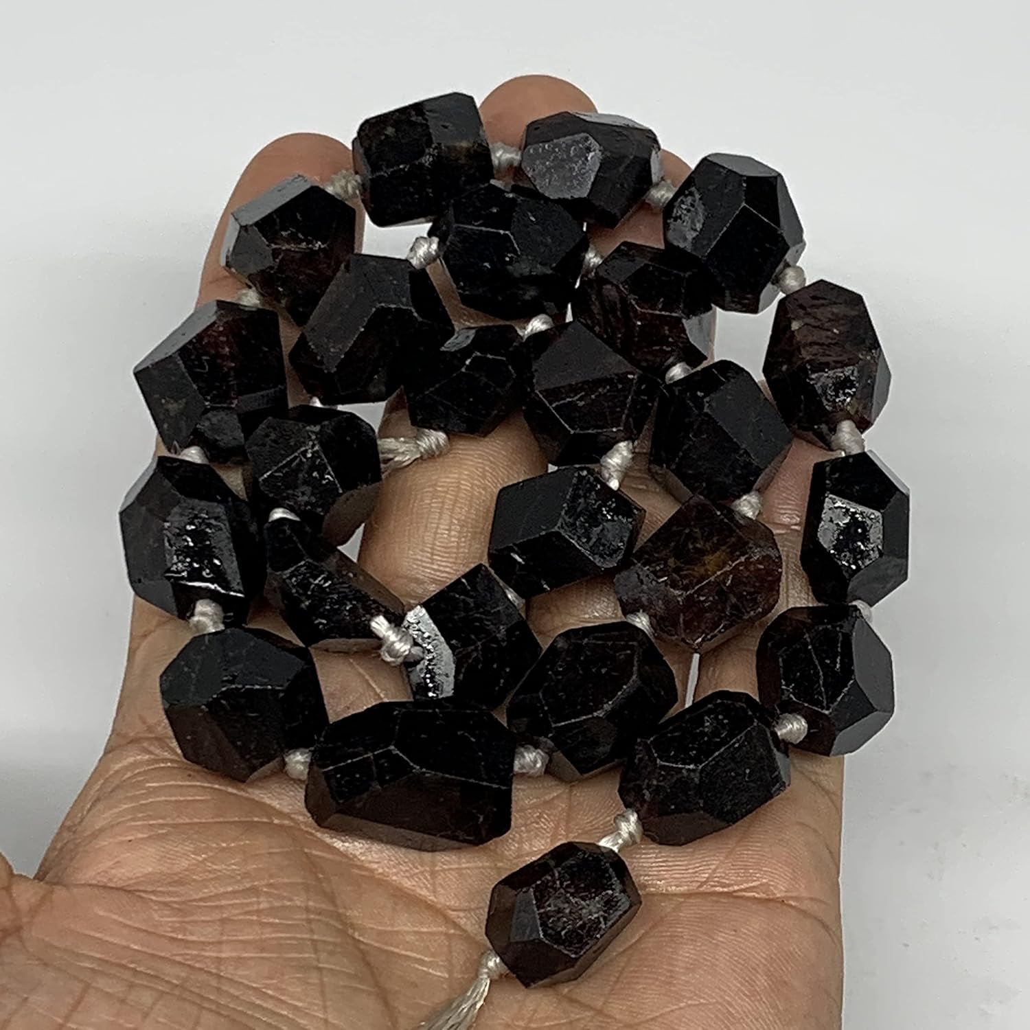 1 Strand, 167.9g, 14mm-21mm, 25 Beads, 16