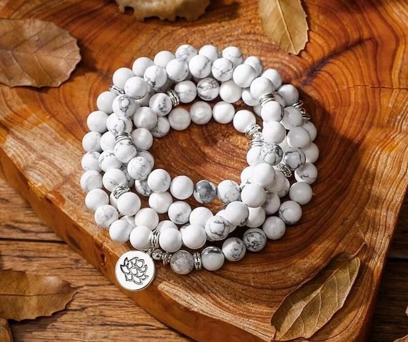 Natural Howlite Stone Mala Beads, 108 Mala Necklace, Knotted Mala, WWG Necklace, Yoga Jewelry Meditation Beads Spiritual Jewelry Boho Jewelry