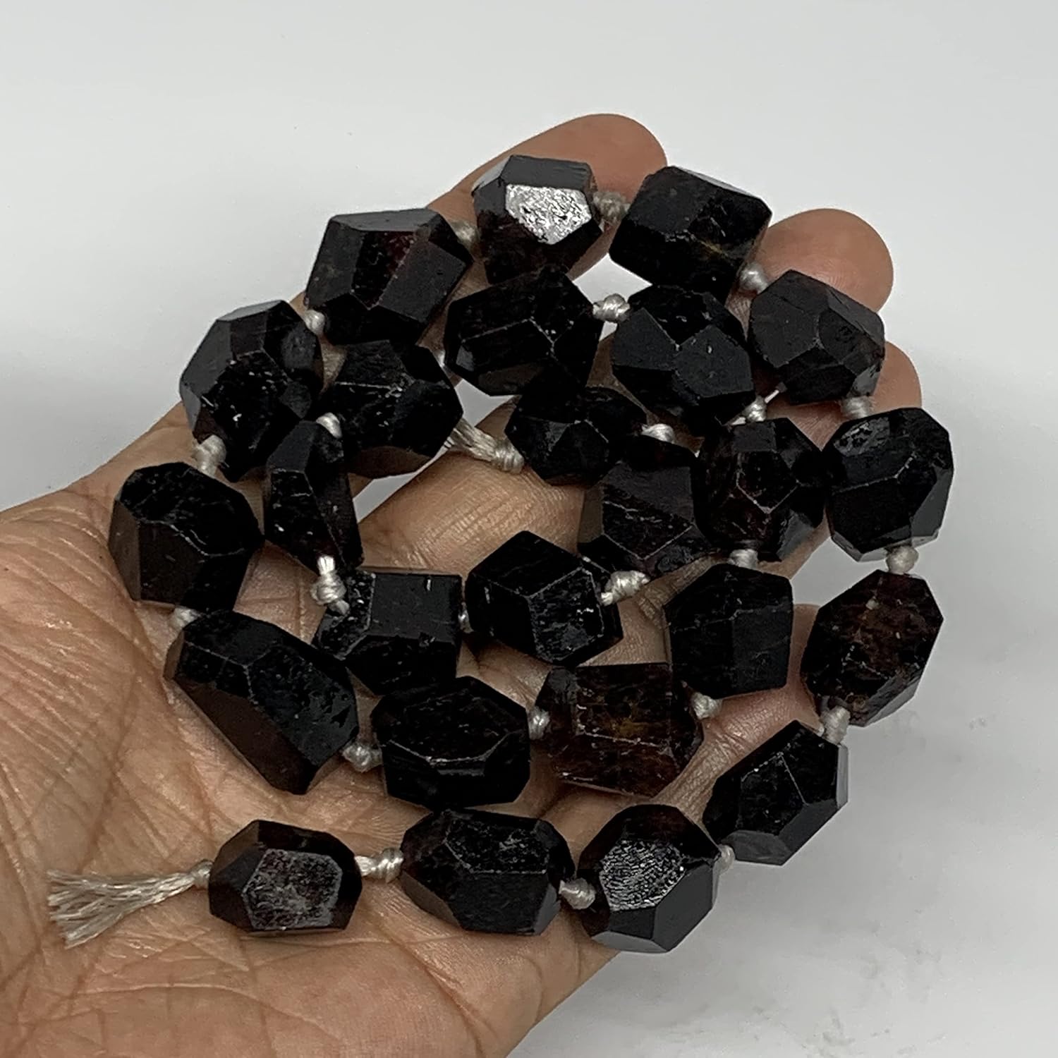 1 Strand, 167.9g, 14mm-21mm, 25 Beads, 16