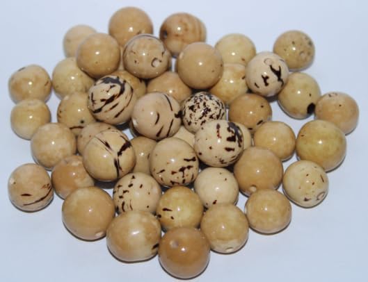 Bombona Beads. 100 Bombona Balls Beige Color. Size: 2.5 cm. Approx. Top Drilled. Natural, Vegan Beads. Jewelry Making Supplies