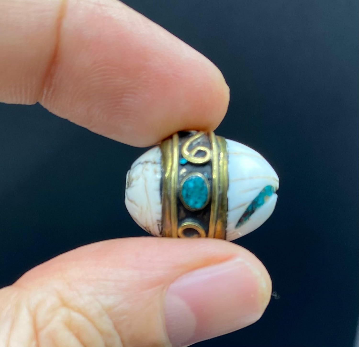 Handcrafted Nepalese Tibetan Natural Shell Pearl Bead with Lapis and Coral 21x17mm – 7.6g Oval Brass Bead for Jewelry Making, Craft Supplies, DIY Necklace & Bracelet Design,Loose Beads (20)