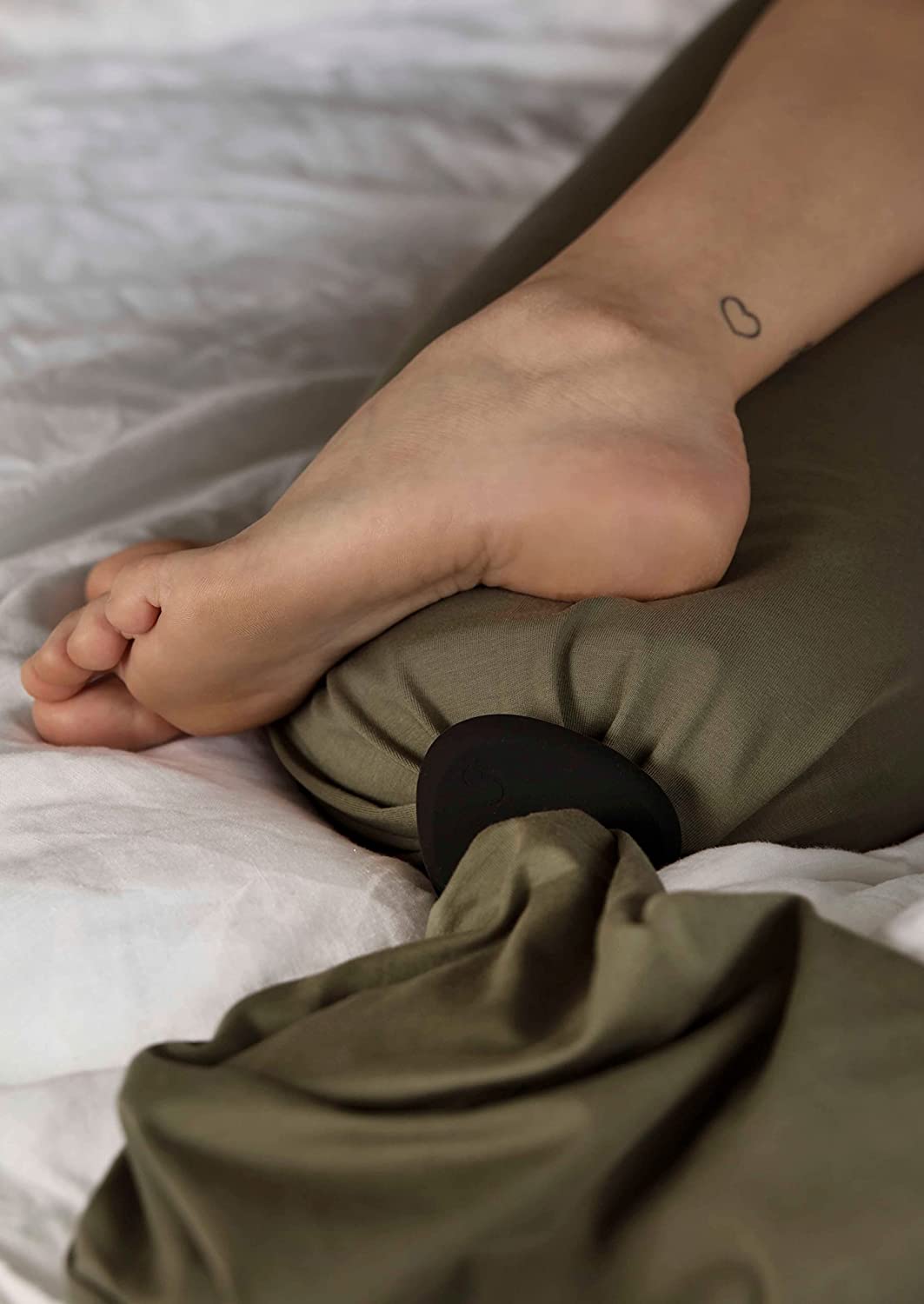 Body Pillow - Non-Toxic Full Body Adjustable Soft Machine Washable, BPA Free