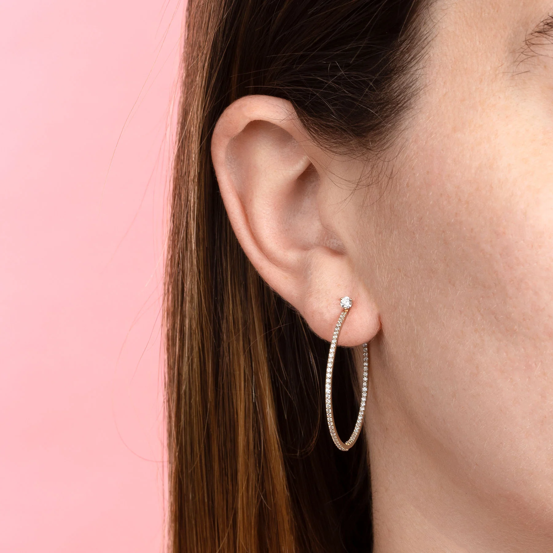 Solitaire Pav��| Hoop Earring - White Diamond / 14k Yellow Gold