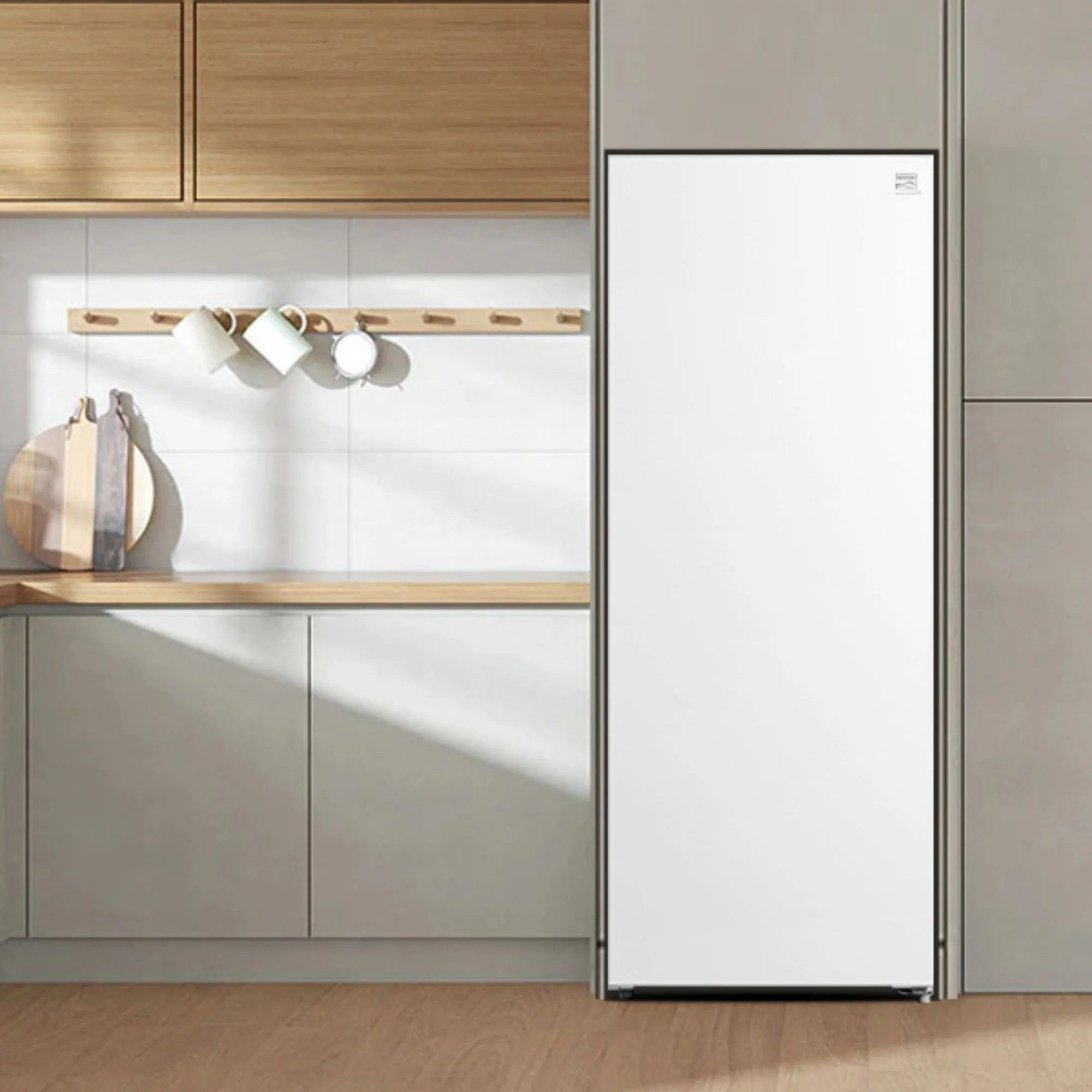 Kenmore 7 Cu. Ft. (196L) Convertible Upright Freezer/Refrigerator | Garage-Ready | Low-Frost | Reversible Door | Manual Defrost | Removable Glass Shelves | White | For Basement Garage Shed Cottage