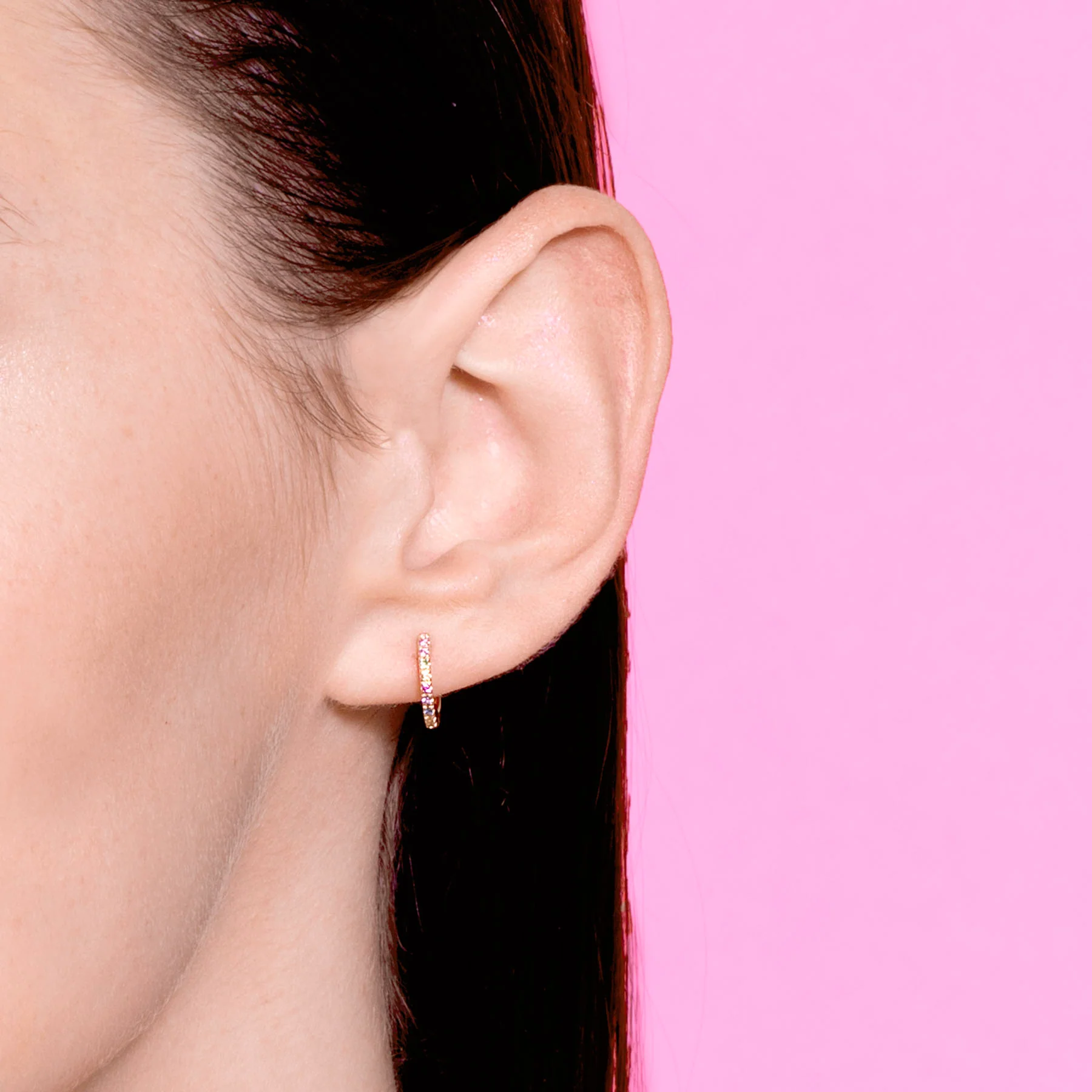 The Large Huggie -?Rainbow / 14k Yellow Gold