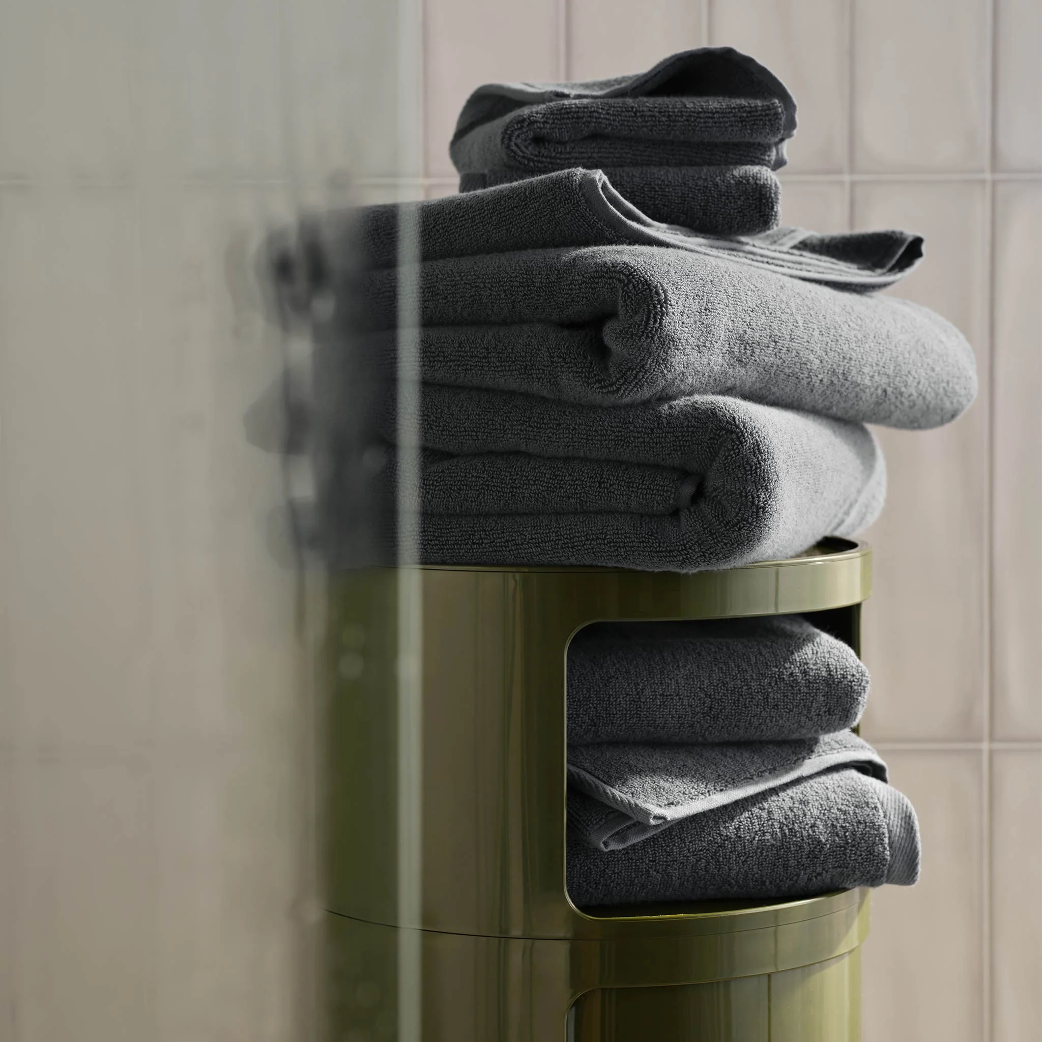 Plush 4-Piece Bath Towel Bundle