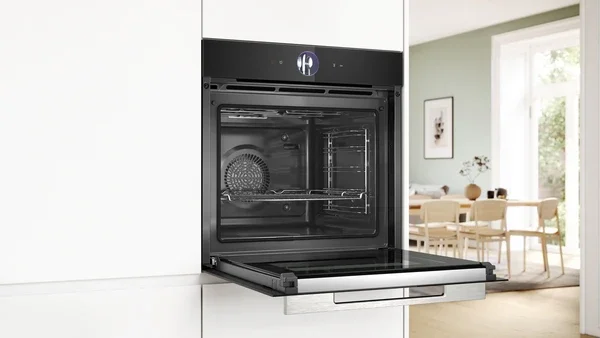 Bosch Series 8 鈥?Built鈥慽n Steam Oven, 71鈥疞, Black | HRG7764B1B