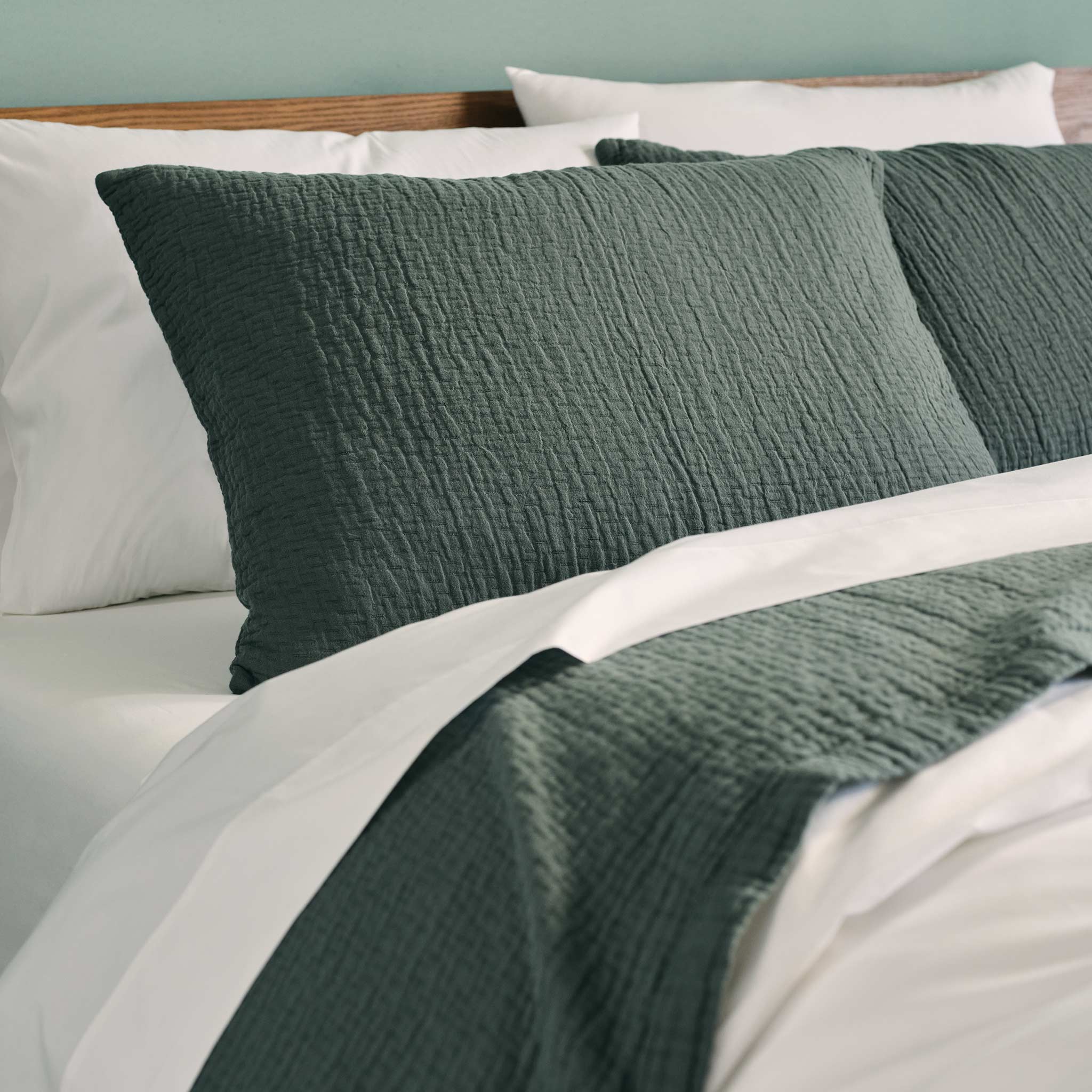 Breezeweave Crinkle Cotton Bed Blanket