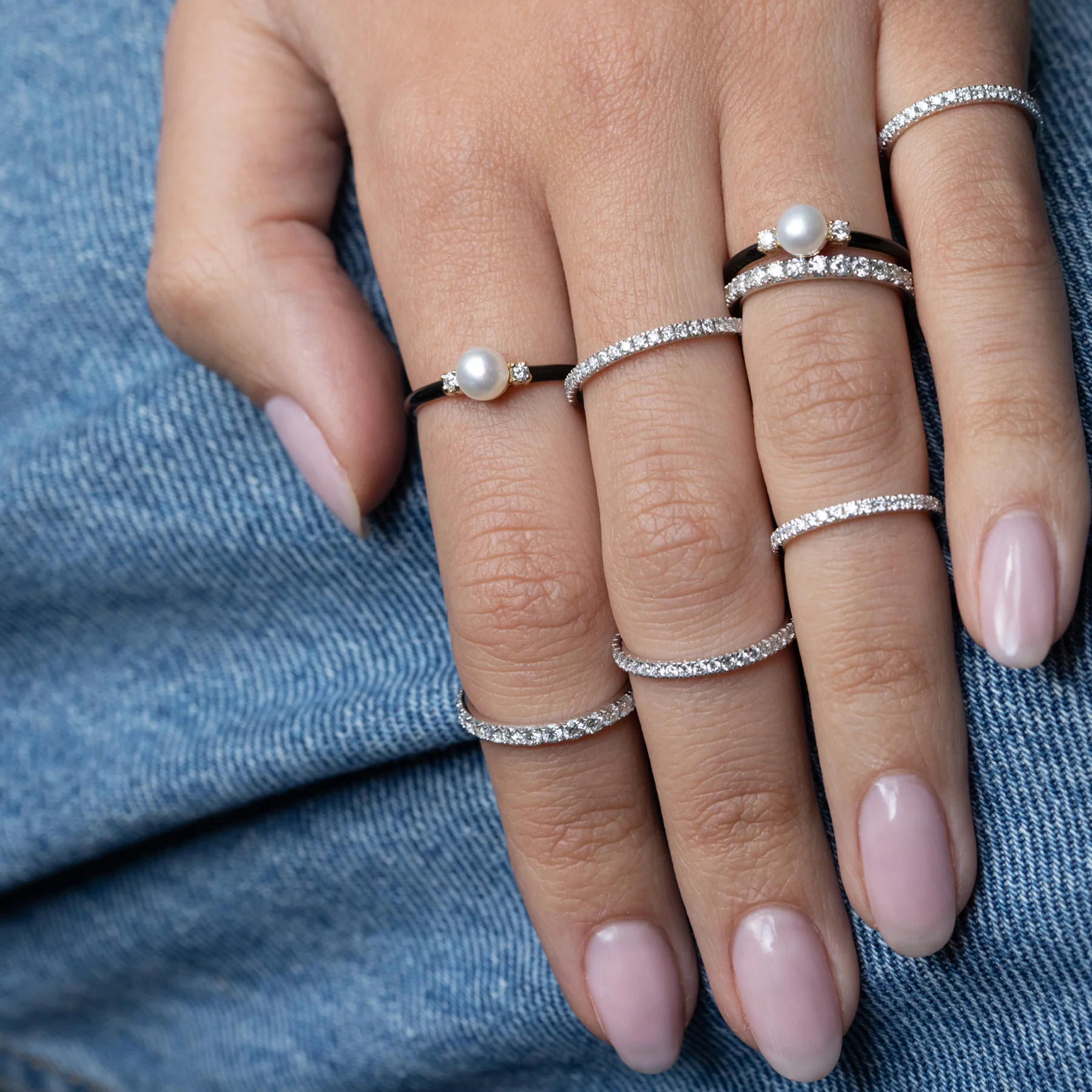 Three Stone Enamel Band - Pearl / 14k Yellow Gold