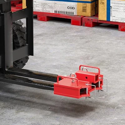 Garvee 2 inch Forklift Trailer Hitch Receiver for Dual Pallet Forks, 6500 lbs Towing Capacity Forklift Tow Hitch Attachment Adapter for 2'' Class III & IV