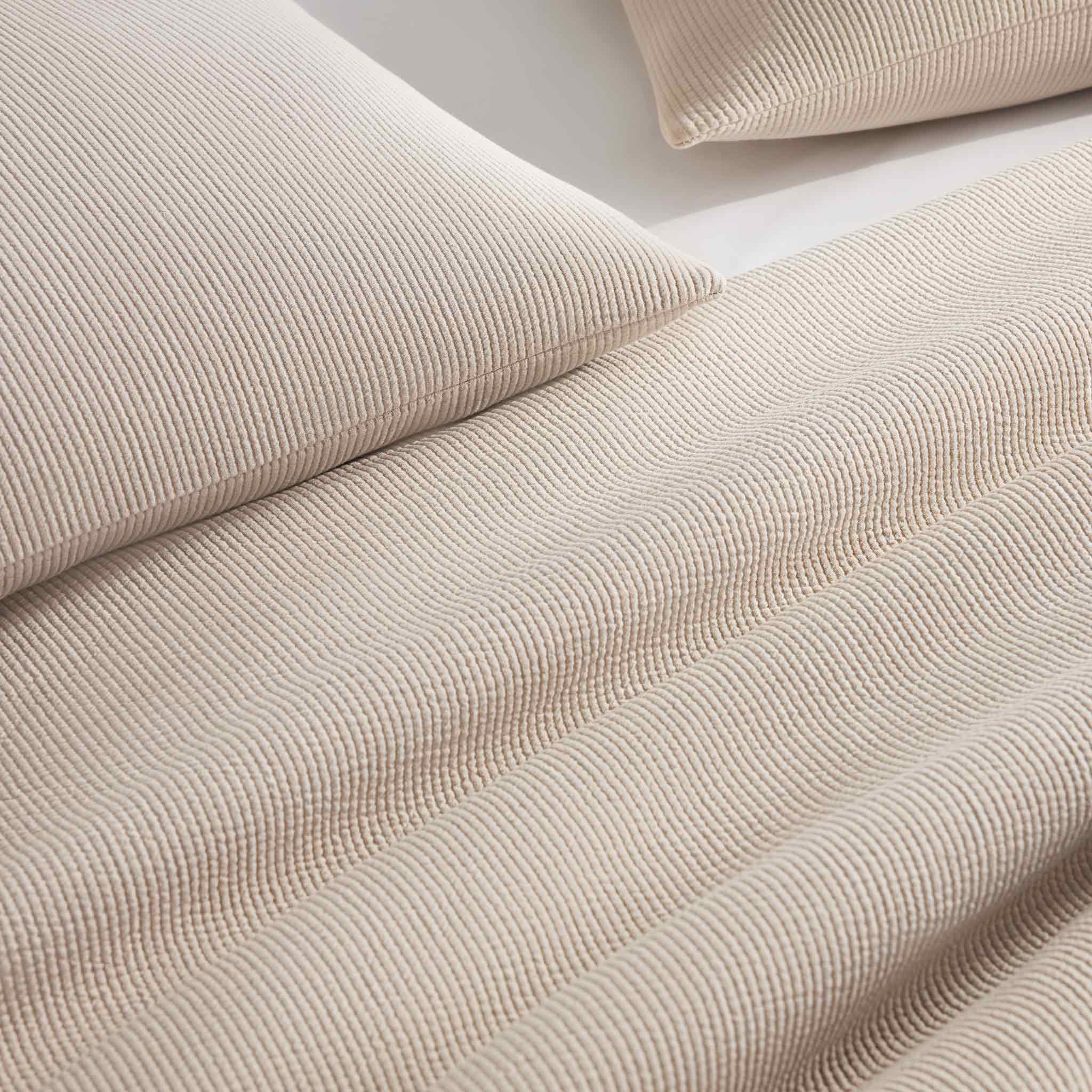 Ribbed Matelasse Duvet Cover