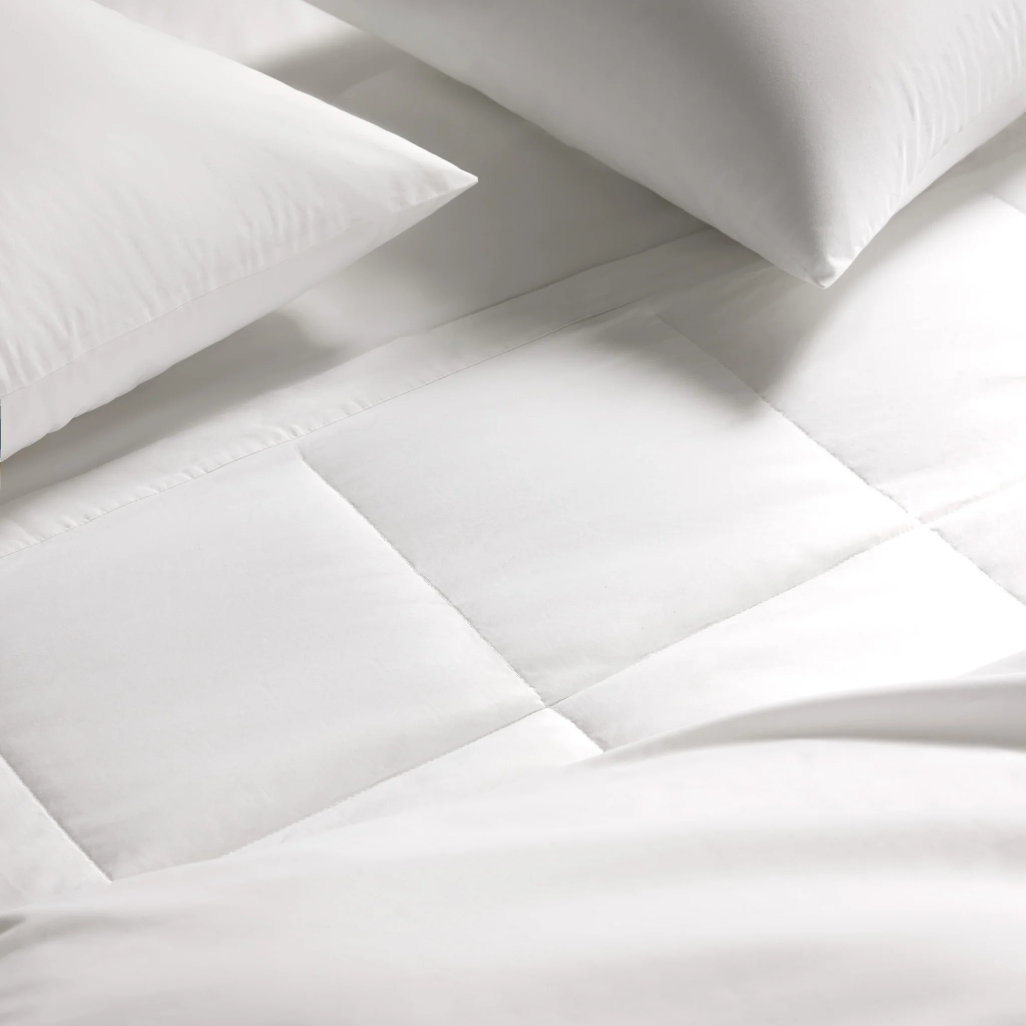 Featherweight Bed Blanket