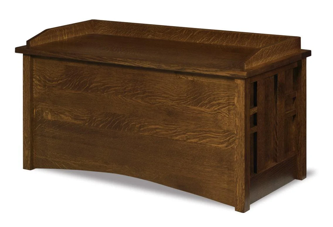 Amish Kascade Blanket Chest With Cedar Bottom